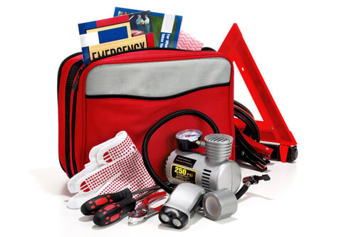 an emergency kit for your car during winter