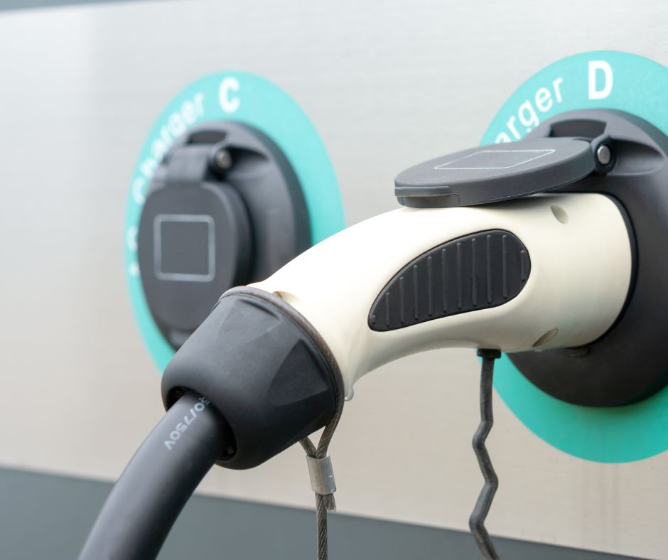 how much does it cost to charge an electric car at home