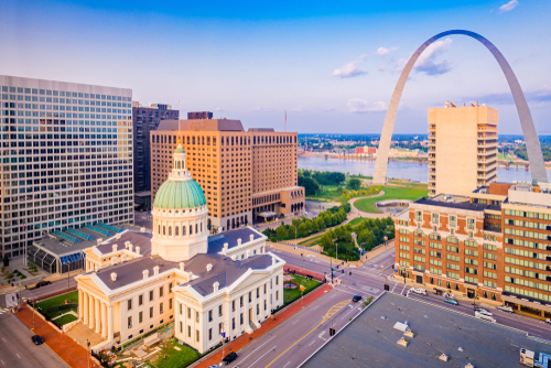St. Louis is a city located about halfway between Oklahoma and Michigan